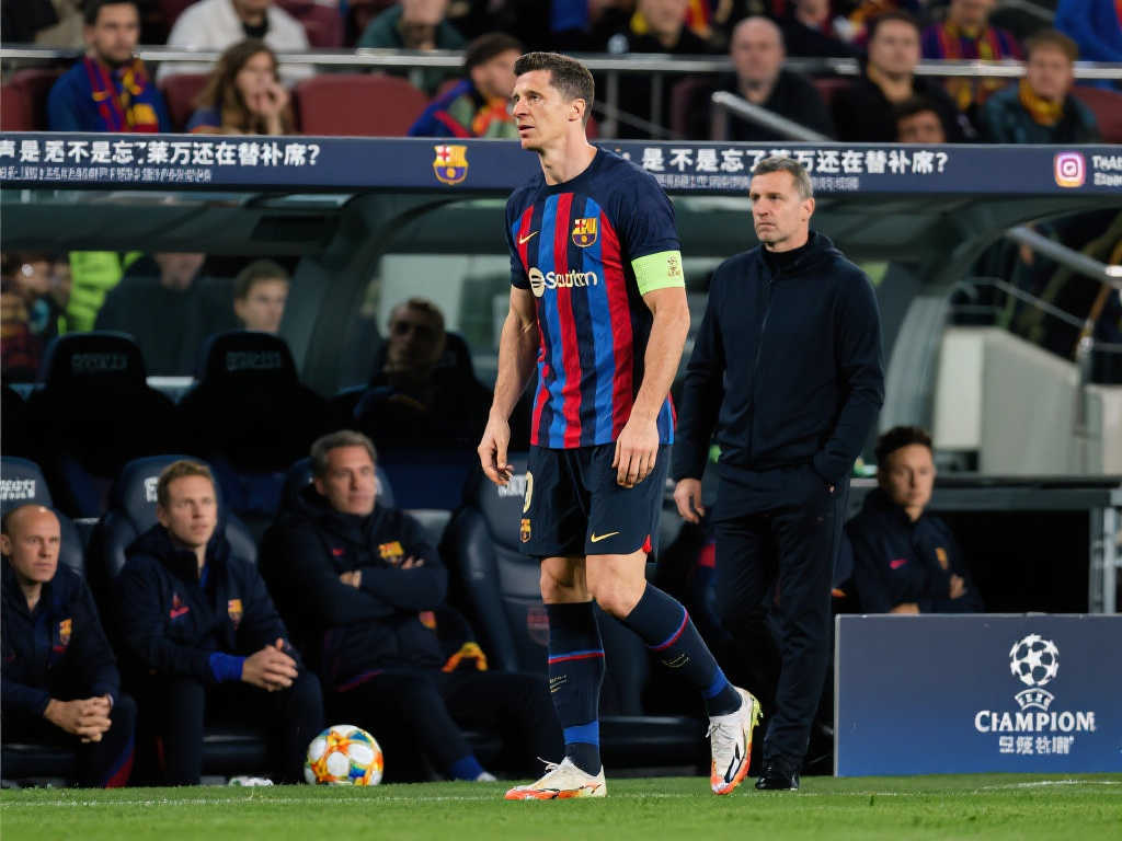 换人时机引争议!弗里克91分钟派上莱万,巴萨93分钟失分 换人时机引争议!弗里克91分钟派上莱万,巴萨93分钟失分